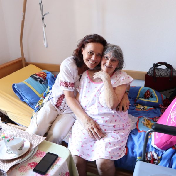 Losing everything and being a refugee by the age of 80
